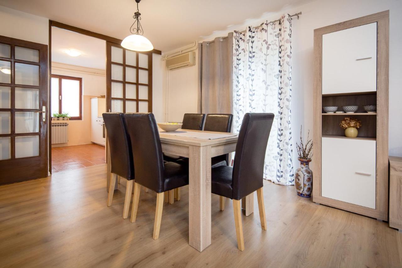 Holiday House Casa Maria Ρόβινι Εξωτερικό φωτογραφία